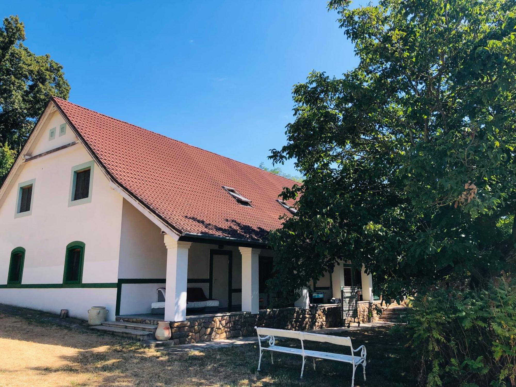 Aligvar Vendeghaz Salfold Εξωτερικό φωτογραφία